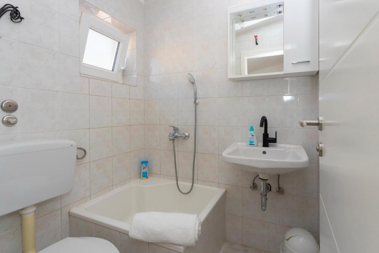 Apartamento Koko Makarska Exterior foto