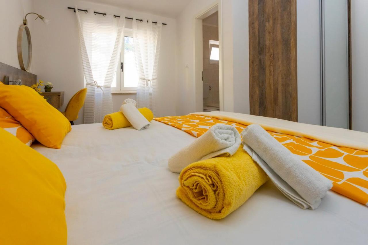 Apartamento Koko Makarska Exterior foto