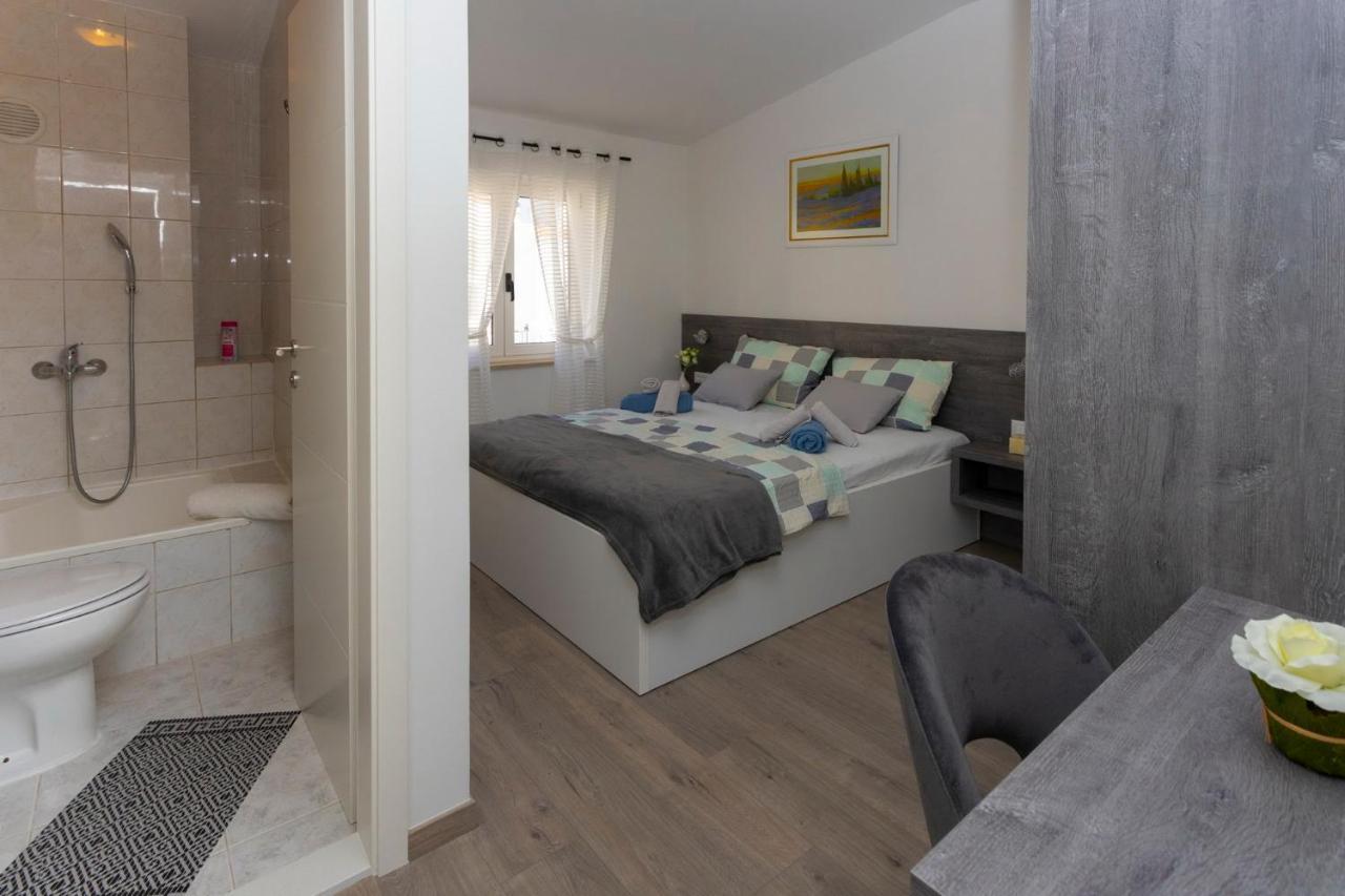 Apartamento Koko Makarska Exterior foto